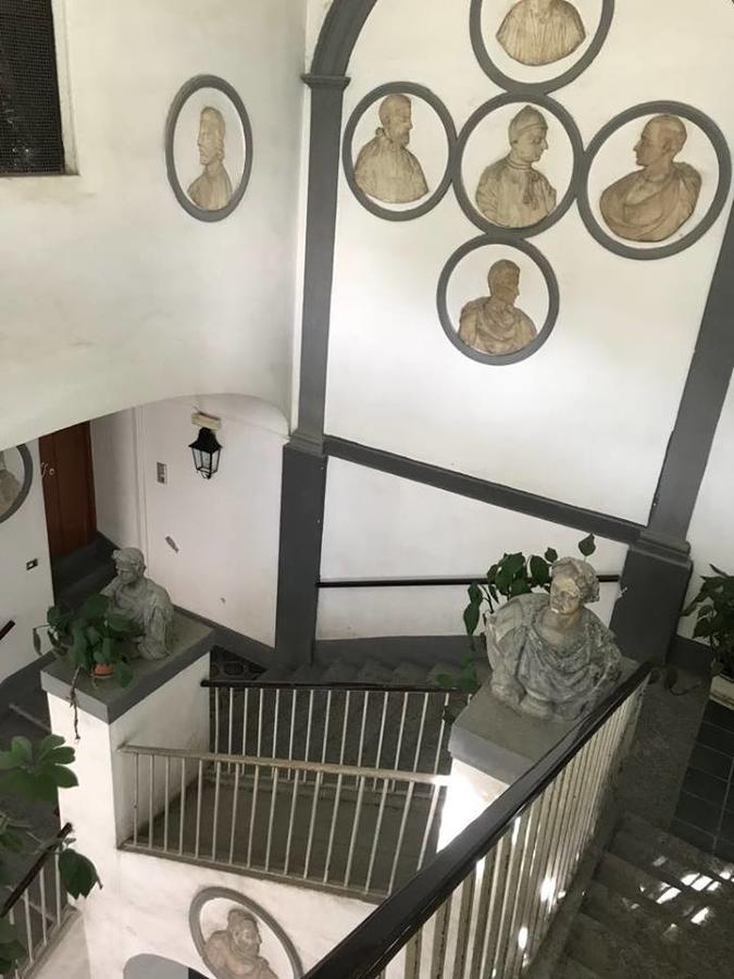 Chiaia Guest House Naples Luaran gambar