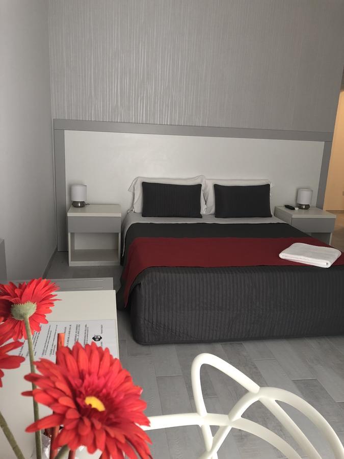 Chiaia Guest House Naples Luaran gambar