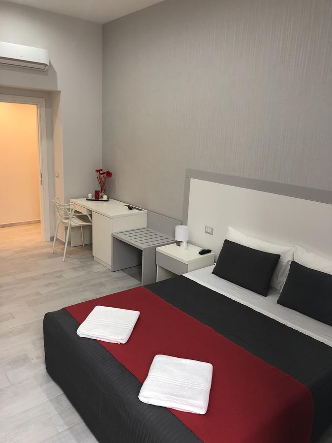 Chiaia Guest House Naples Luaran gambar