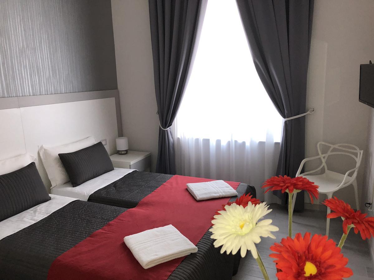Chiaia Guest House Naples Luaran gambar